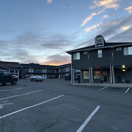 Kings Motor Inn Κάμλουπς Εξωτερικό φωτογραφία